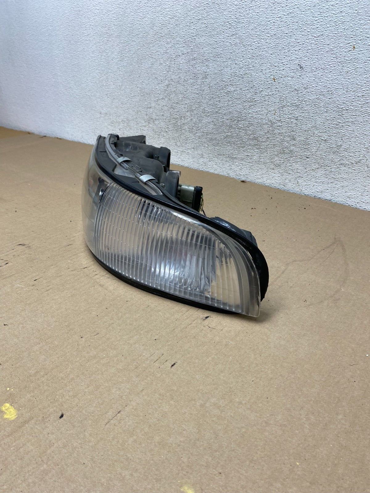 1997 to 1999 Buick Lesabre Left Driver Side Halogen Headlight AG7902 DW2