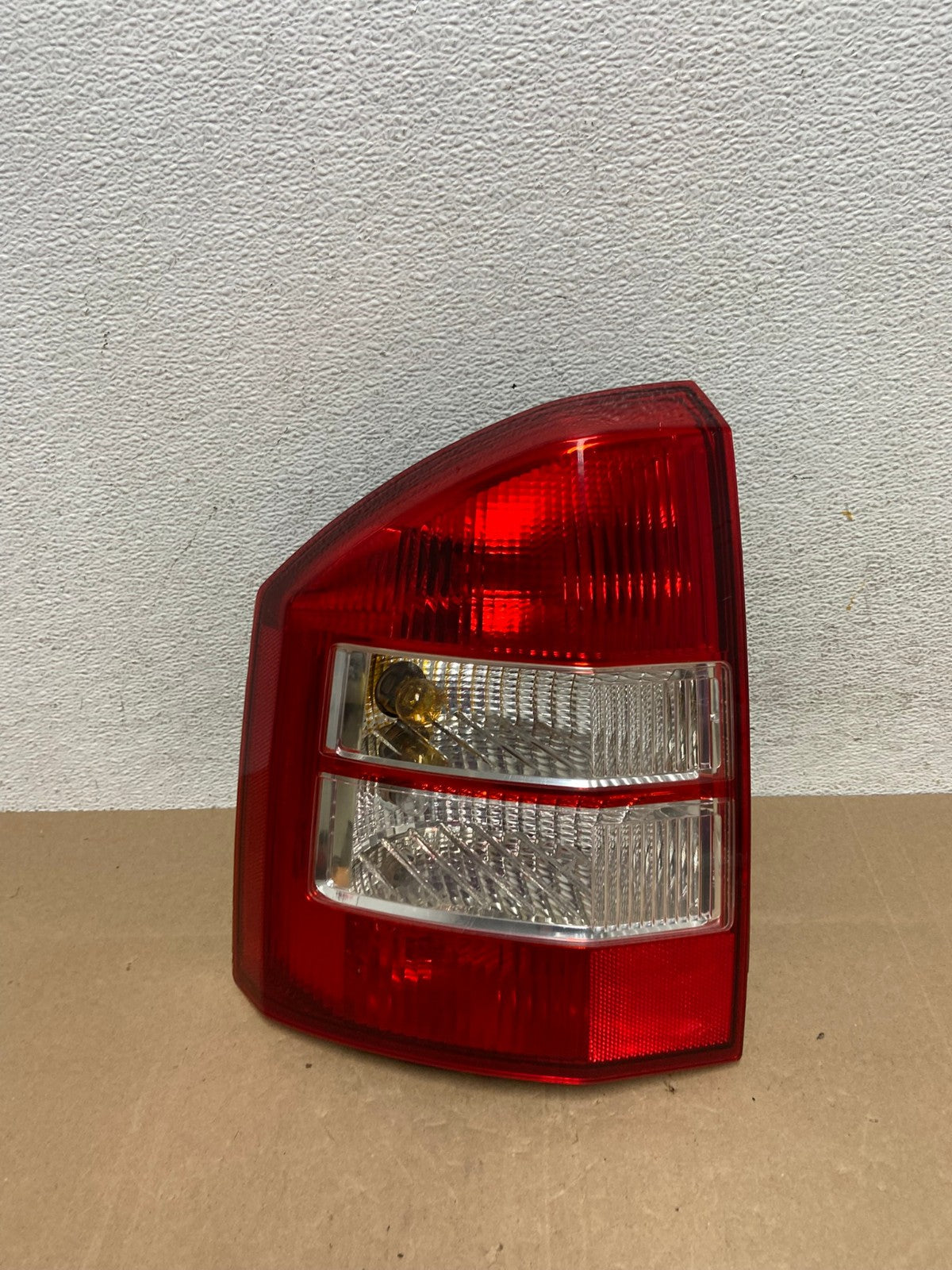 2007 2008 2009 2010 Jeep Compass Left Driver LH Side Tail Light AE4971 LK0
