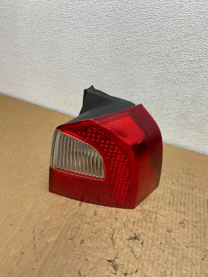 2008 to 2013 Volvo XC70 V70 Right Passenger RH Tail Light Lower AC8219 LK0