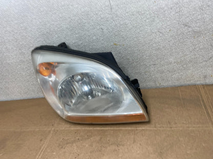 2005 to 2006 Kia Sportage Right Passenger RH Halogen Headlight OEM Y5592 DW1