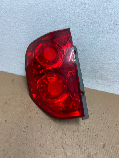 2003 2004 2005 Honda Pilot Left Driver LH Side Tail Light AD8786 LK0