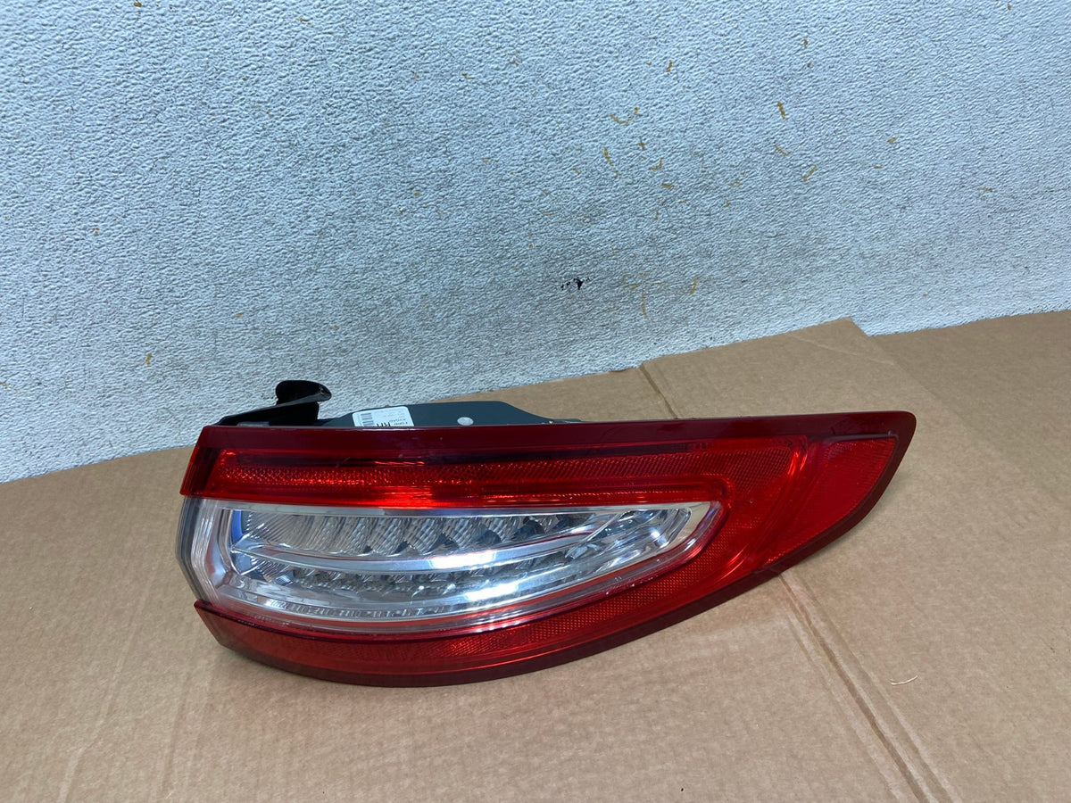 2013 to 2016 Ford Fusion Right Passenger RH Side Tail Light AI3729 LK0