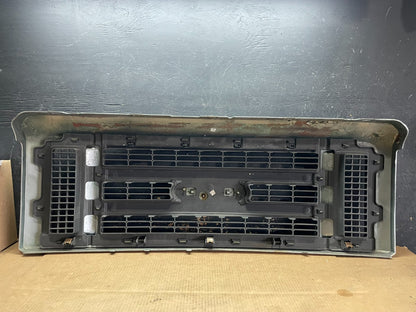 2008 to 2014 Ford Econoline E150 E250 Front Upper Chrome Grill Grille aa9105 DG7