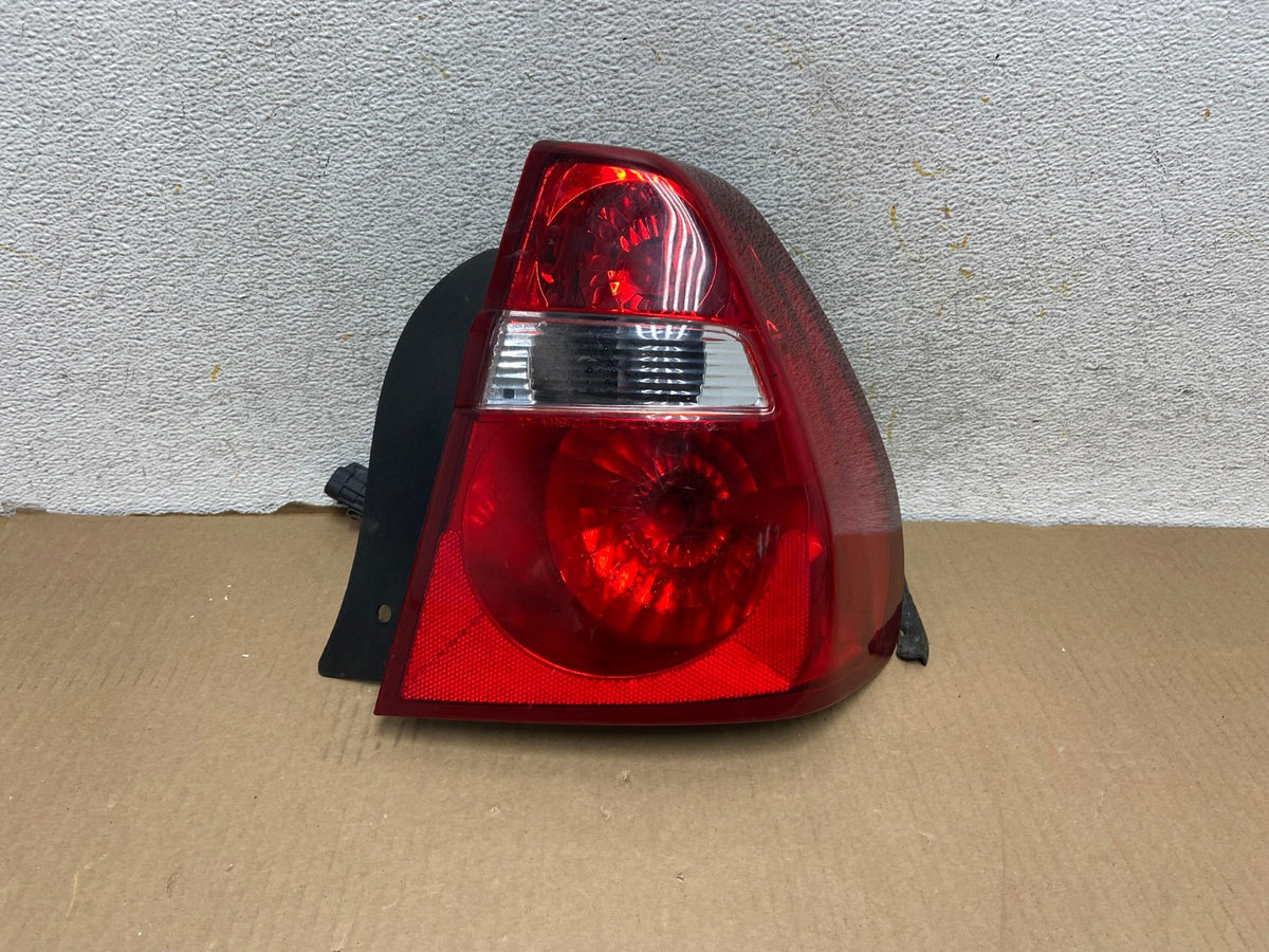2004 to 2008 Chevrolet Malibu Right Passenger Rh Side Tail Light AH2988 LK0