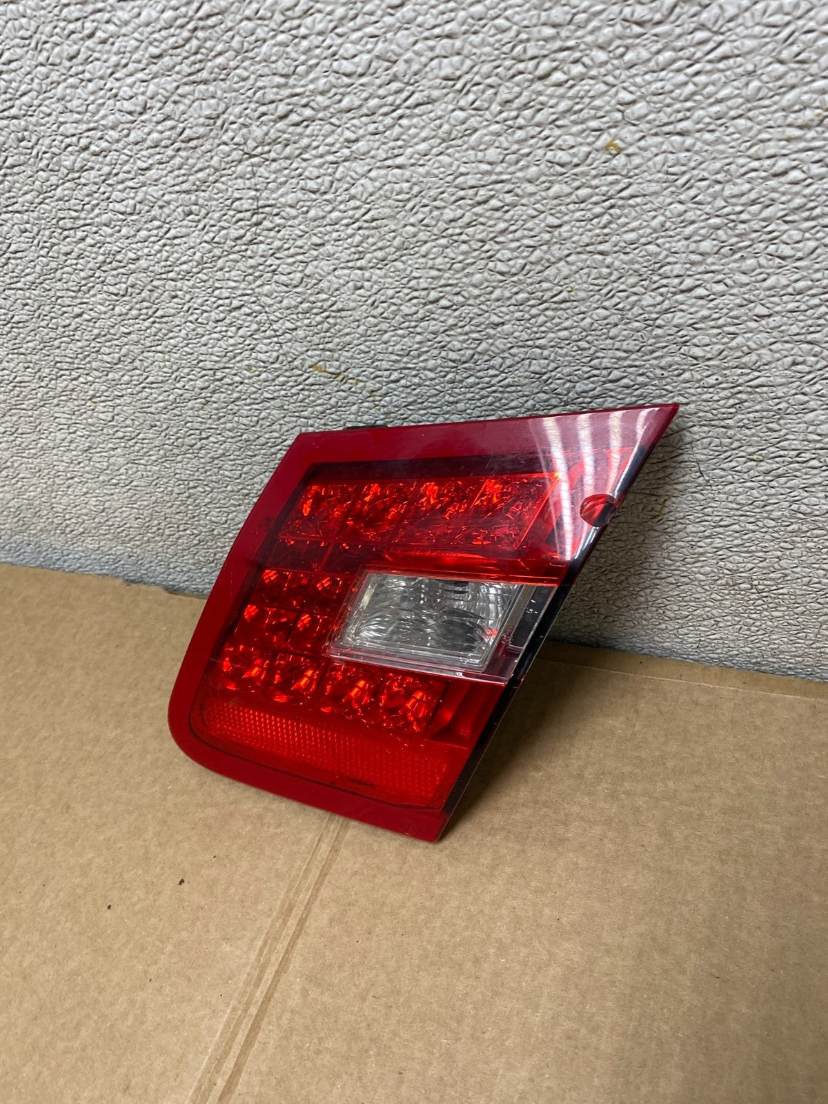 2010 to 2013 Mercedes E-Class Coupe Right Passenger Inner Tail Light V0933 DW1