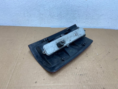 2002 to 2006 Dodge Ram 1500 Left Driver side Tail Light AD0915 LK4