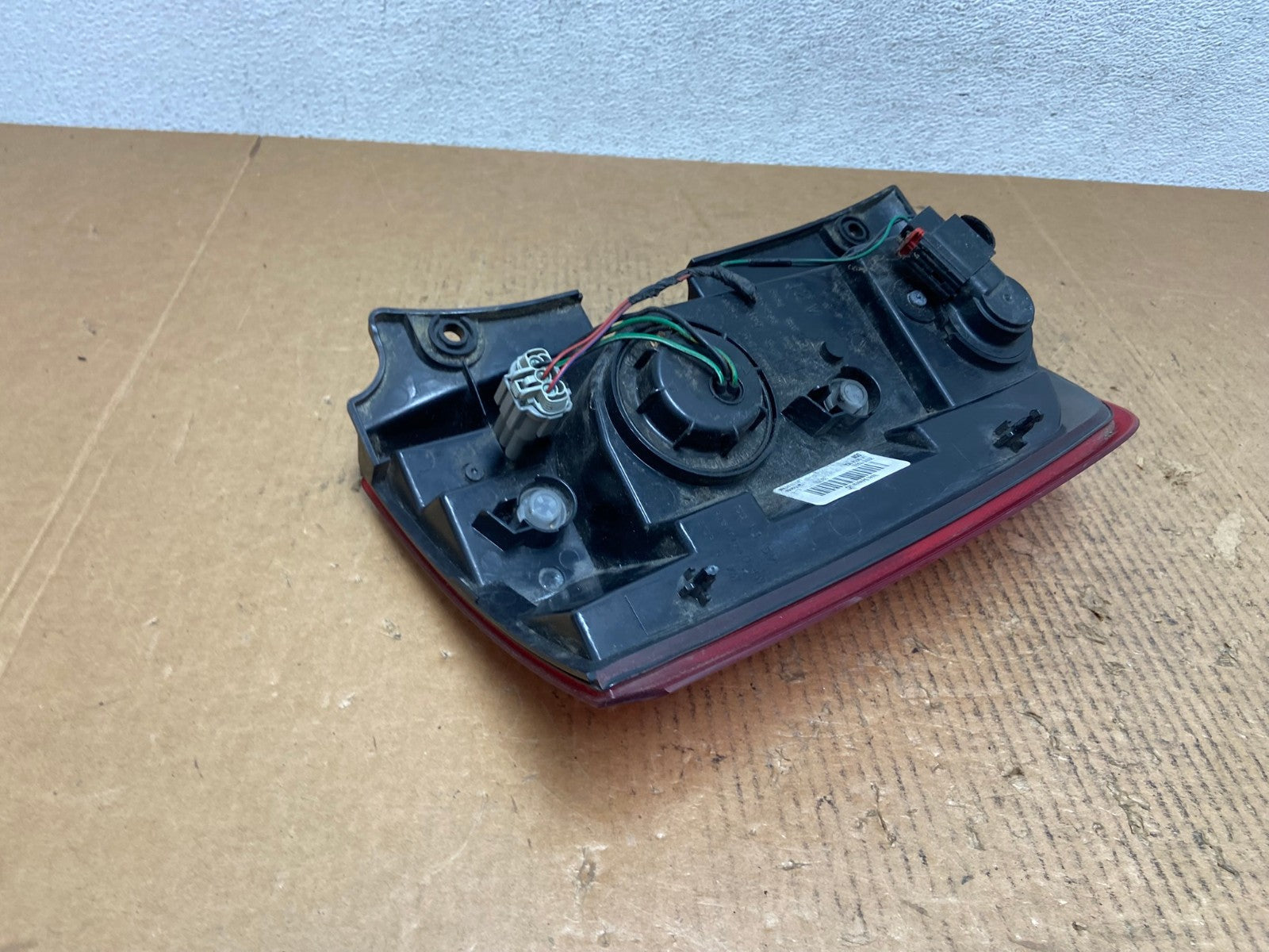 2004 to 2010 Infiniti Qx56 Left Driver LH Side Tail Light AE1652 LK6