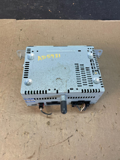2013 to 2014 Ford Explorer Audio Equipment Radio Receiver AM FM CD AD5921 DW5