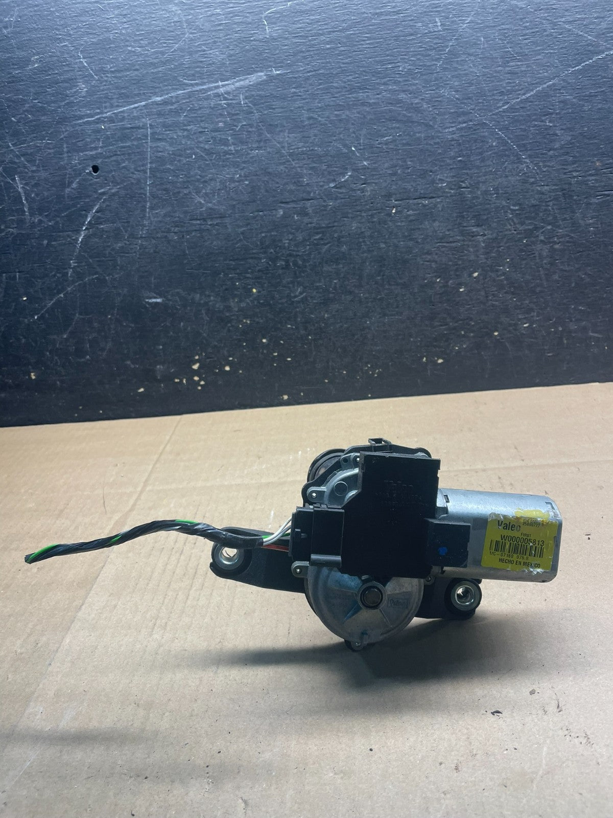 2008-2017 GMC Acadia Enclave Tailgate Back Door Rear Wiper Motor Wiper W6689 DG5
