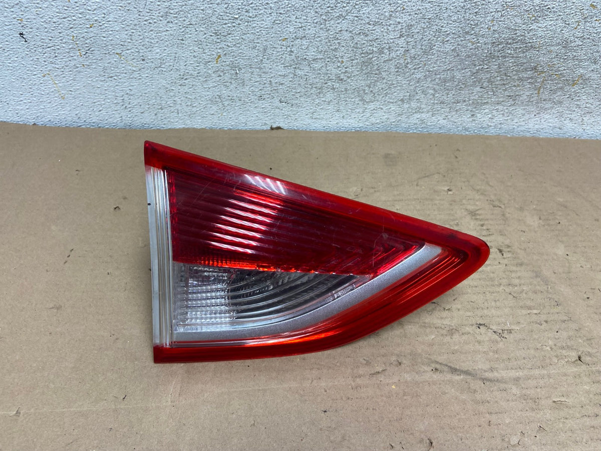 2013 to 2016 Ford Escape Left Driver LH Side Inner Tail Light AH9520 LK0