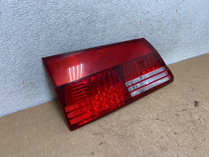 2004 - 2005 Toyota Sienna Left Driver LH Side Inner Tail Light AI3725 LK2