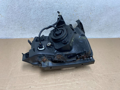 2003 to 2006 Honda Element Right Passenger Rh Side Headlight AH9424 DW5