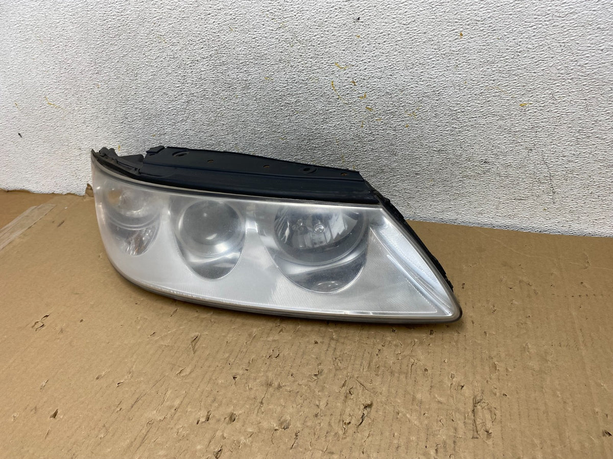 2006 to 2010 Hyundai Azera Right Passenger Side Halogen Headlight AH2832 DW2
