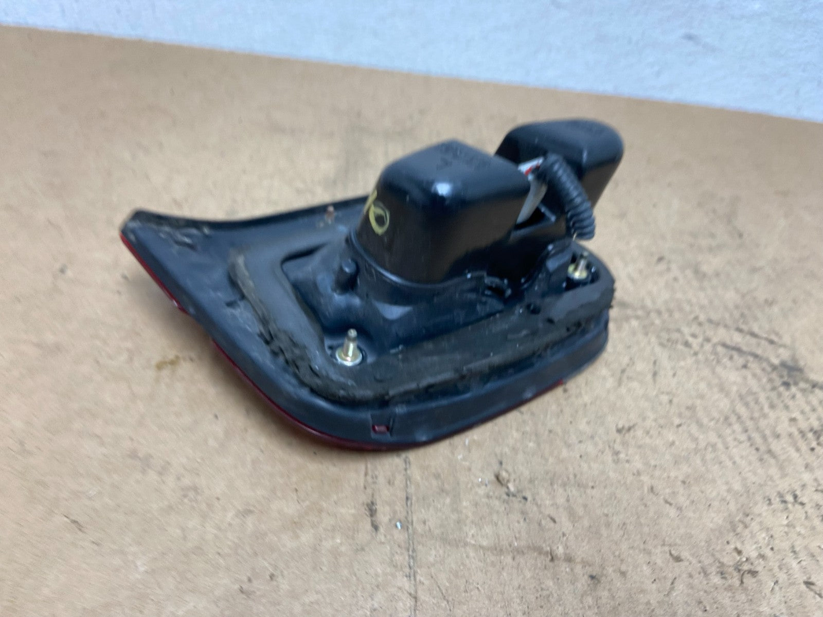 1996 to 1998 Honda Civic Sedan Left Driver LH Inner Tail Light Oem AC3140 DW7