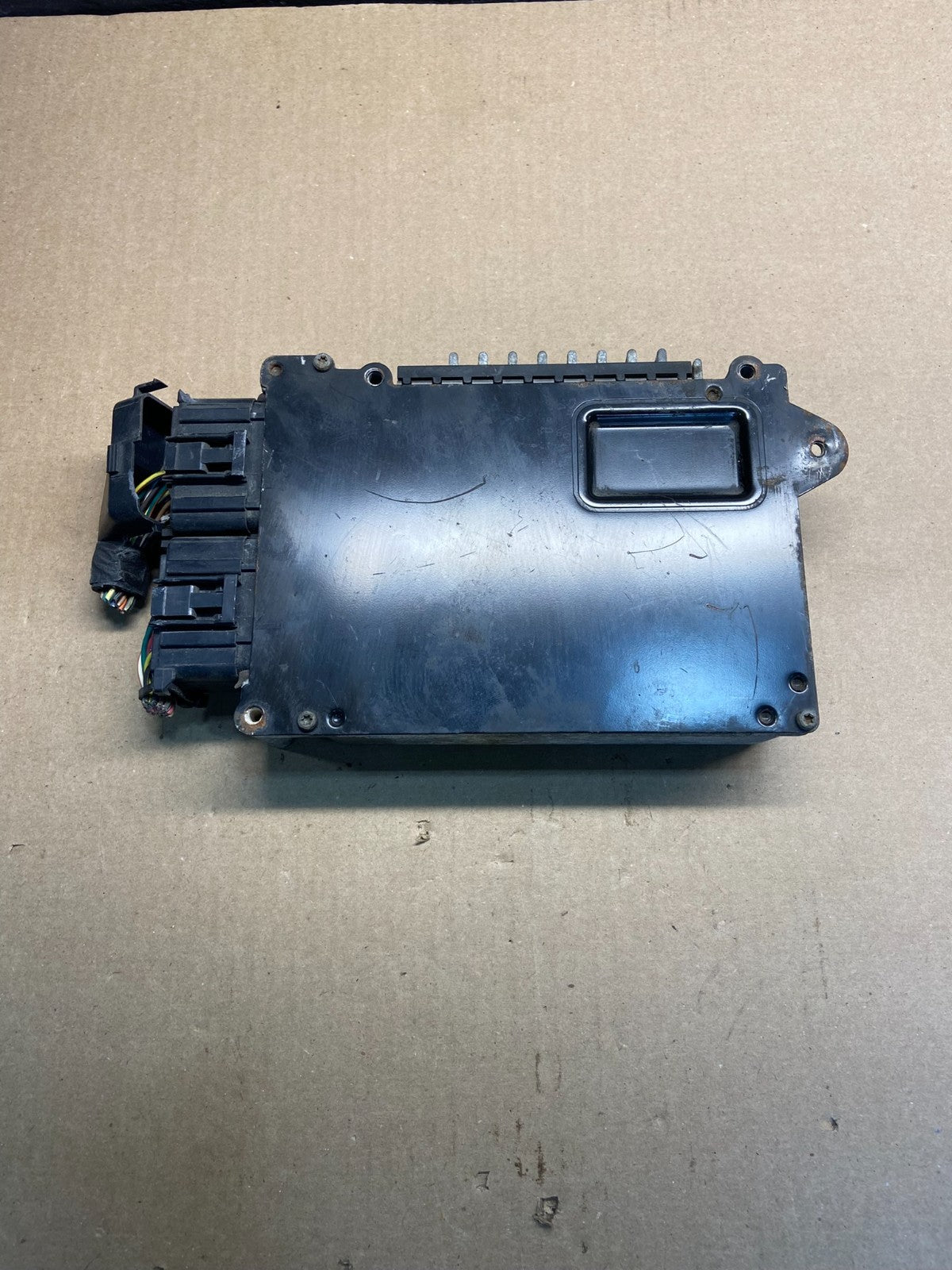 1998 Chrysler  Caravan  3.3 Engine Control Unit ECU Module P04727232AC ac0589 DG1