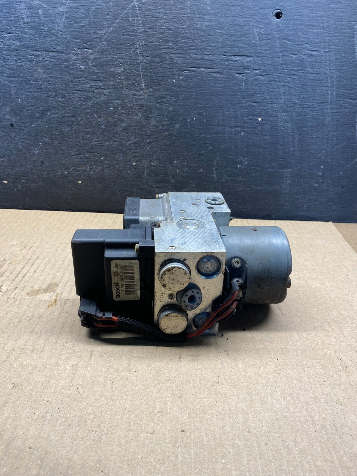 2004 2005 Dodge Durango ABS Anti Lock Brake Pump AG9752 DG4