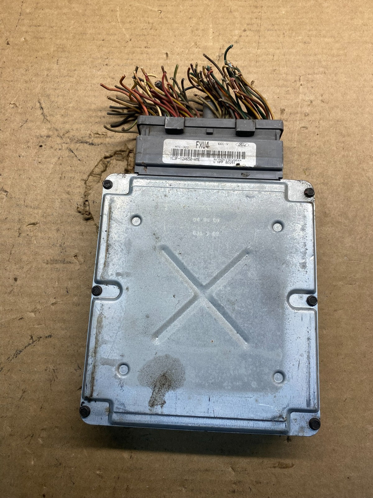 2000 Ford Excursion 6.8L ECU ECM Engine Control Module YC3F-12A650-AM ad9992 DG1