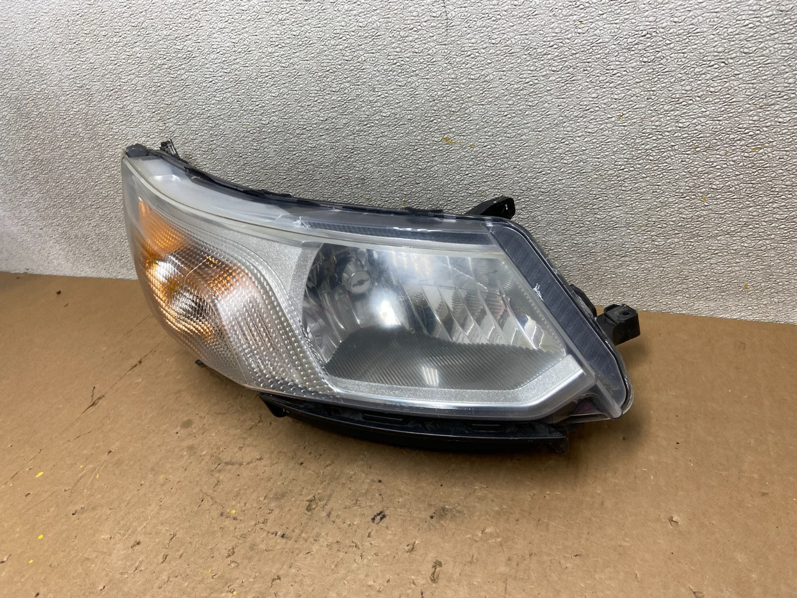2015 2018 Chevrolet City Express Right Pasenger  Side Halogen Headlight z7963 DG1