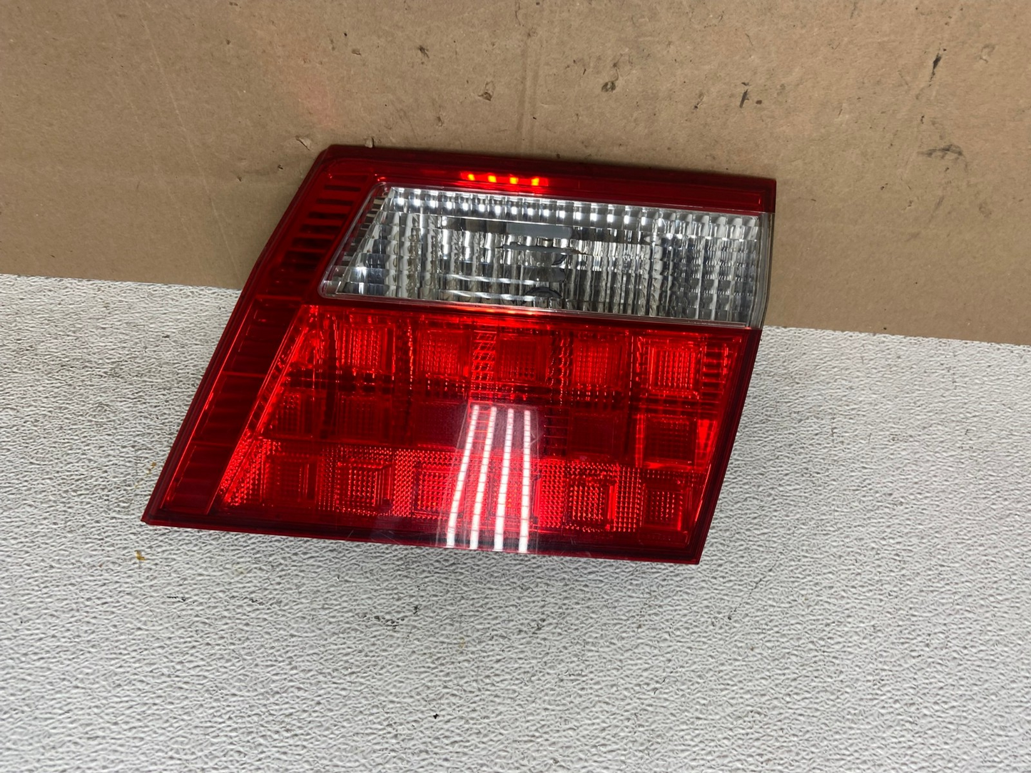 2005 2006 2007 Honda Odyssey Inner Right Passenger RH Tail Light AE6056 LK0