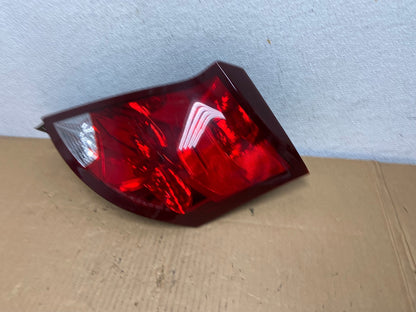 2003-2007 Saturn Ion Passenger Right RH Side Tail Light Tail Light AD0869 LK1