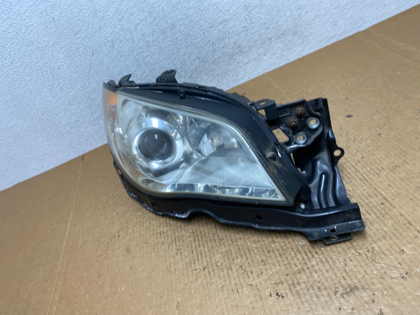 2006 to 2007 Subaru Impreza Right Passenger Side Halogen Headlight AE1673 DW1