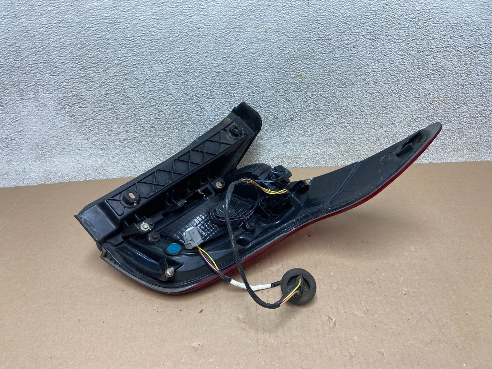 2011 2012 2013 2014 2015 Ford Explorer Left Driver LH Side Tail light AB5001 LK6