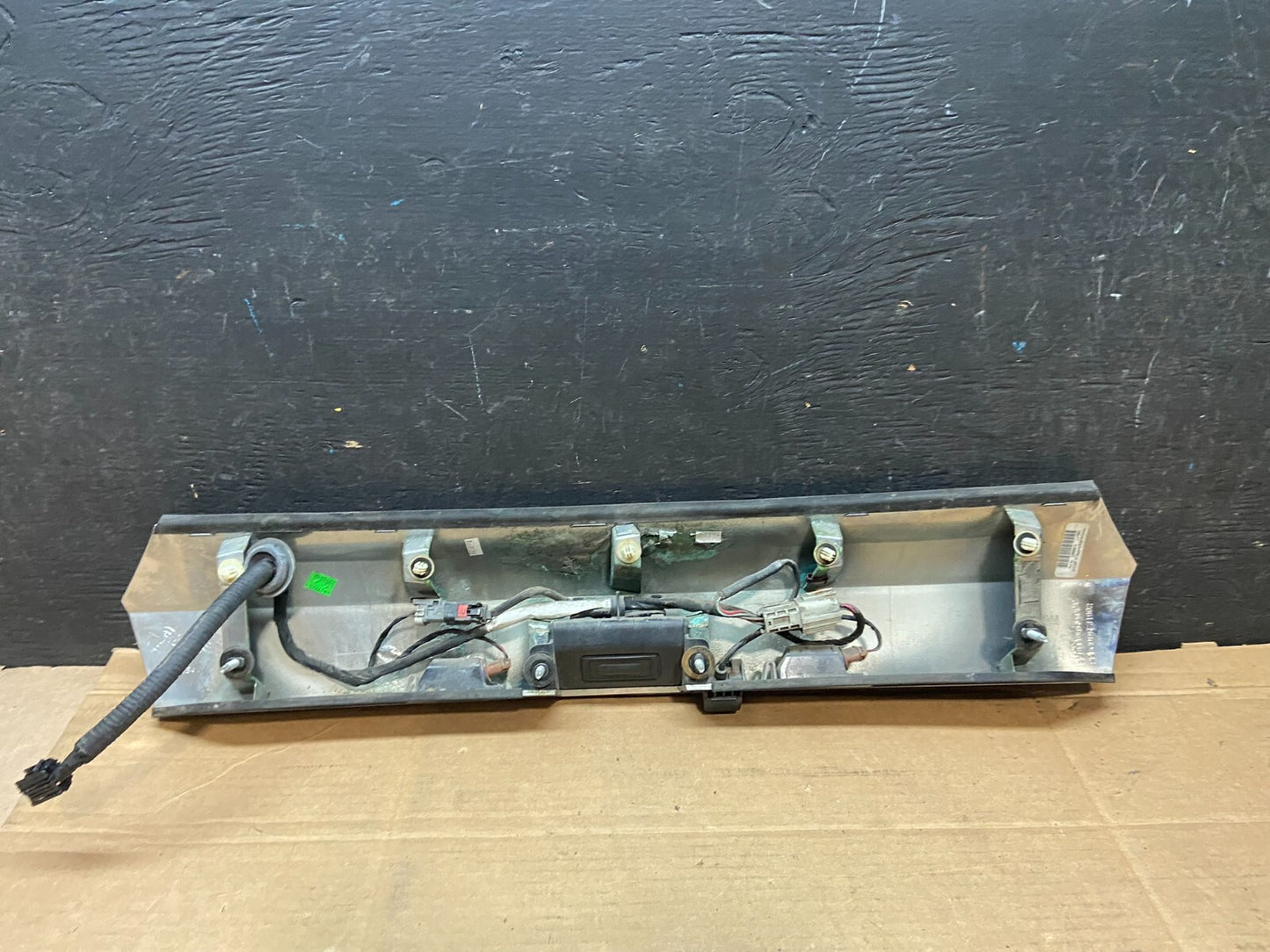 2011-2015 GMC Terrain Tailgate Liftgate Chrome Molding with Camera i2854 PS7