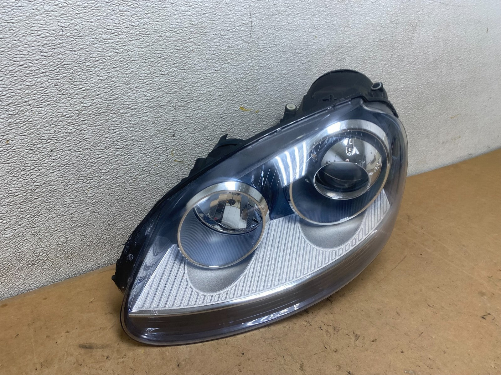 2006 to 2009 Volkswagen Jetta Golf Left Driver HID Xenon Headlight Oem X5532 DW2