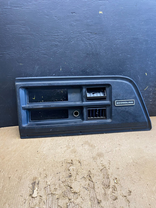 1980 to 1991 Ford Econoline Air Vent Van Dash Ac Heater Bezel Z9965 DG0
