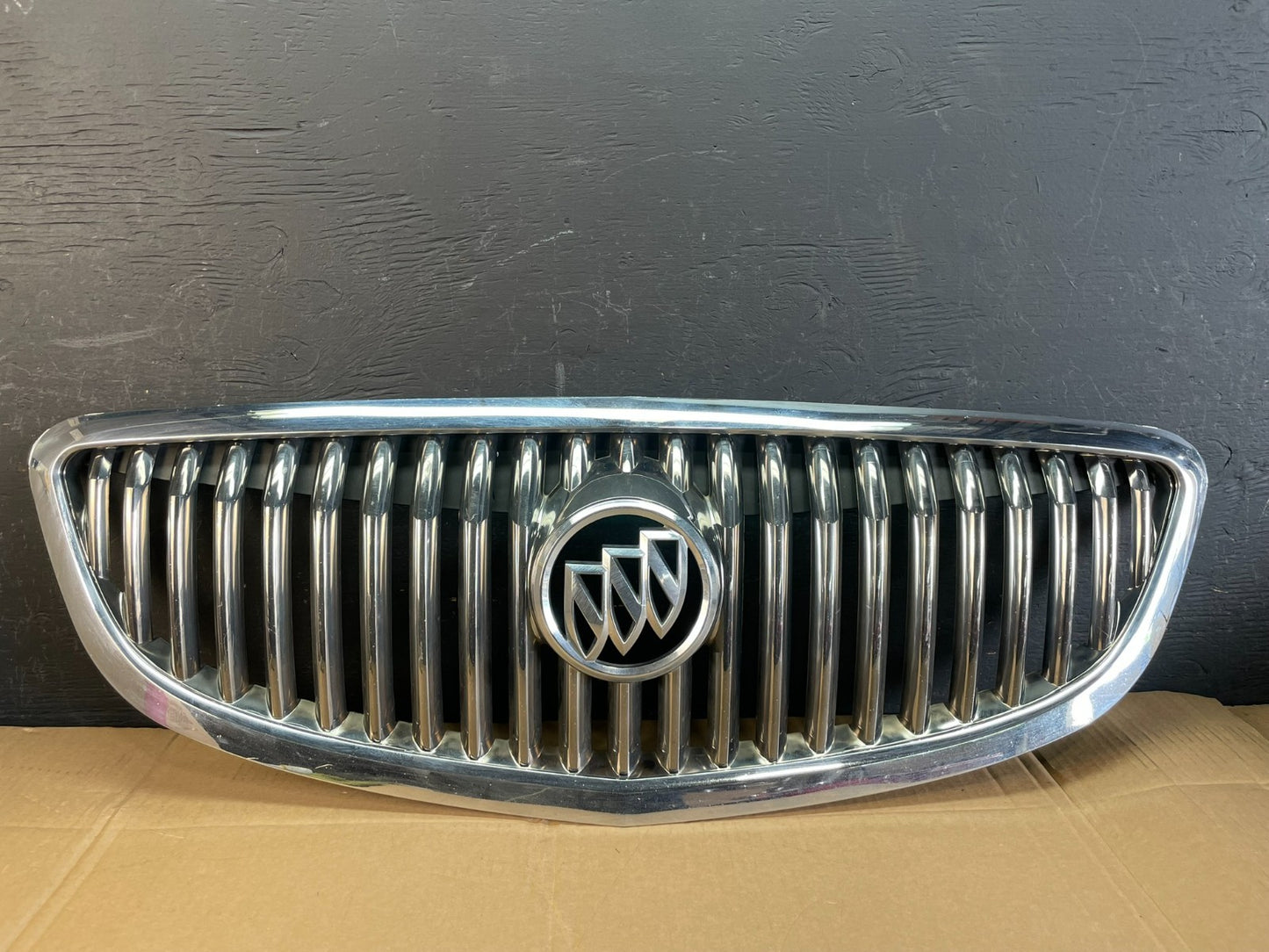 2008 to 2012 Buick Enclave Front Upper Grill Grille AC5278 DG0