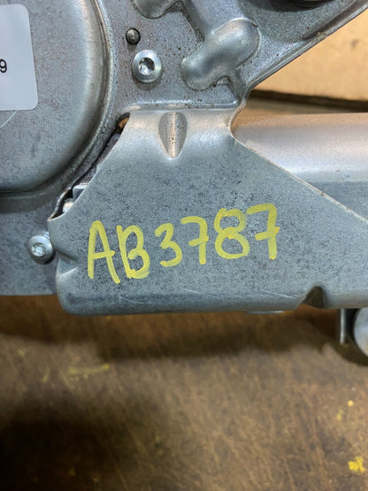2004 to 2010 BMW X3 E83 Rear Windshield Wiper Motor OEM ab3787  DG7