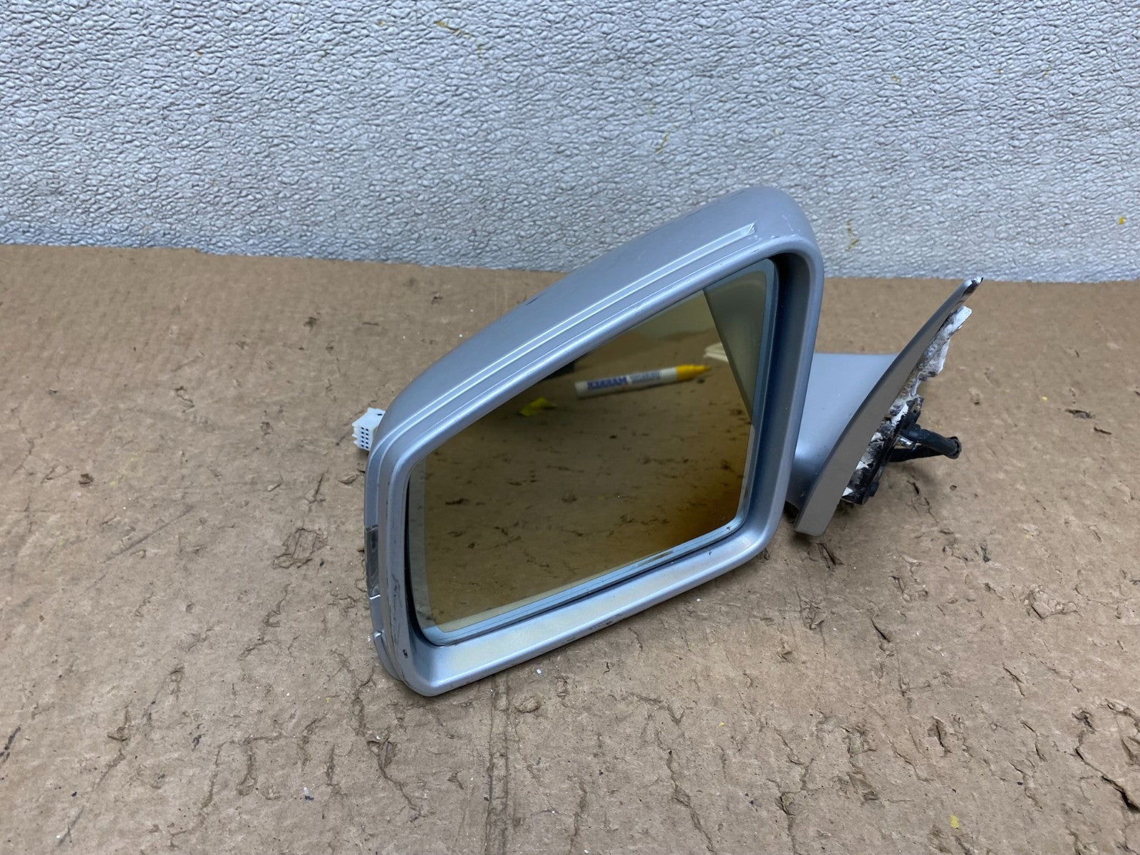 2010 to 2013 Mercedes W221 S550 Side Rear View Door Mirror Left Side V46316