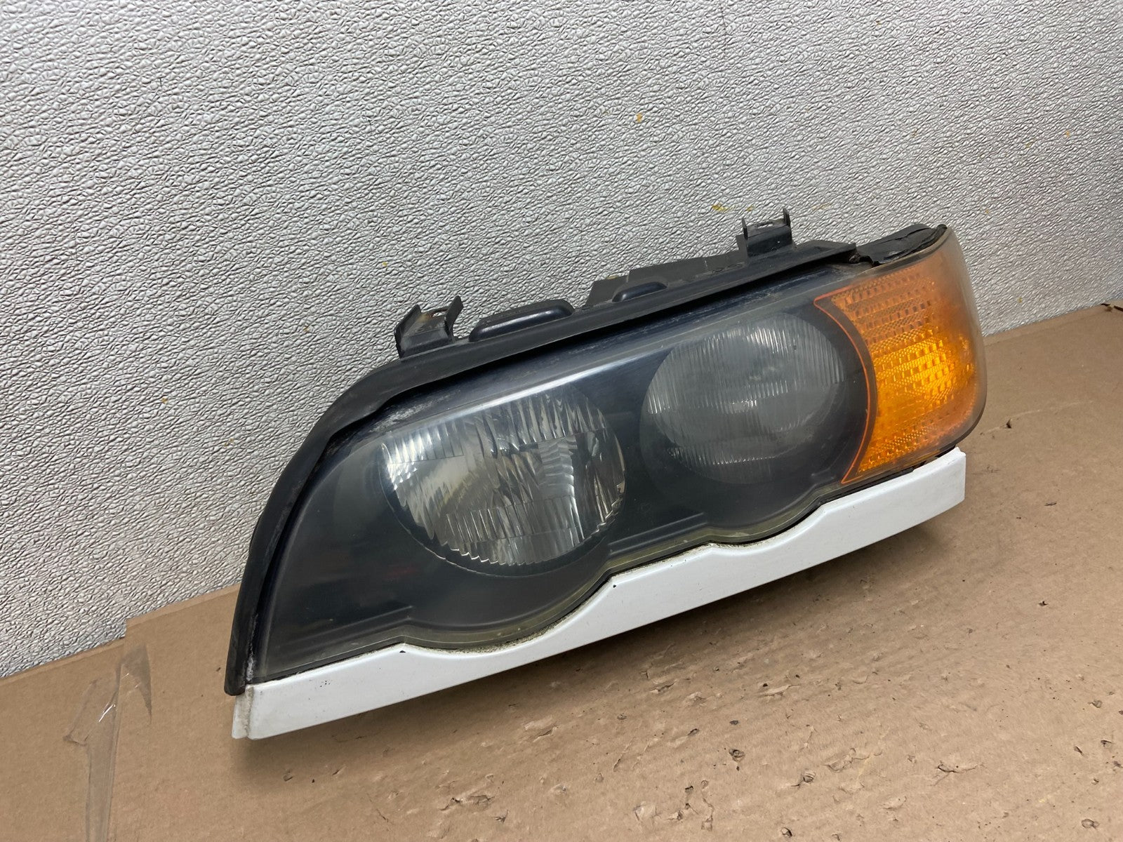 Halogen 2000 - 2003 Bmw X5 E53 Headlight Left Driver Lh Side OEM AB0085 DW2