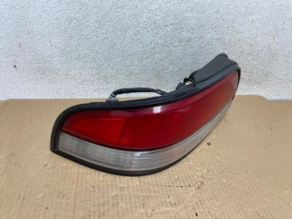 1995 - 1997 Toyota Avalon Left Driver LH Side Tail Light AI1262 LK2