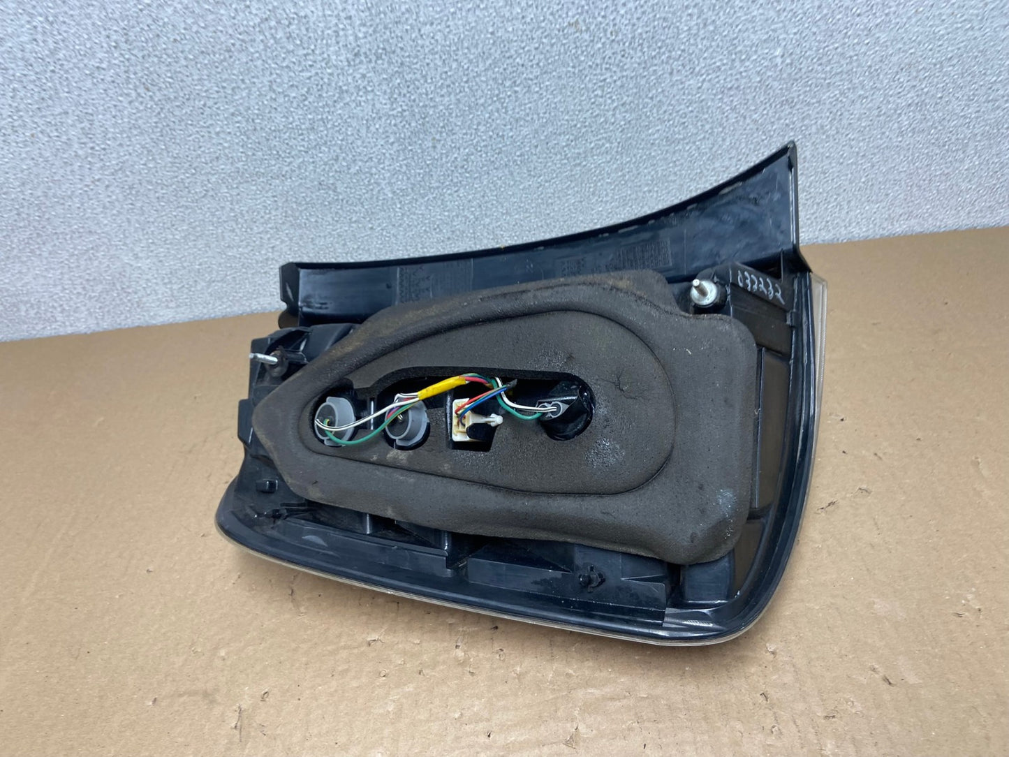 2006 to 2009 Toyota Prius Tail Light Right Passenger Side AB6225 LK6