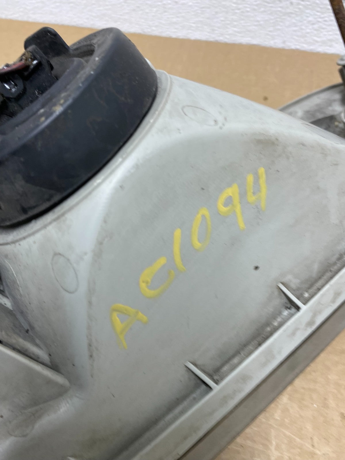 1999 to 2002 Infiniti G20 Left Driver LH Side Halogen Headlight ac1094  DG11