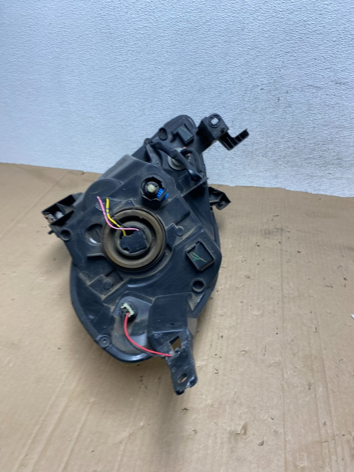 2012 2013 2014 Nissan Versa Sedan Headlight Right Passenger Rh AE9221 DW6