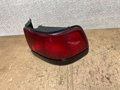 1995 to 1996 Mercury Tracer Right Passenger RH Tail Light AA8518 DG0