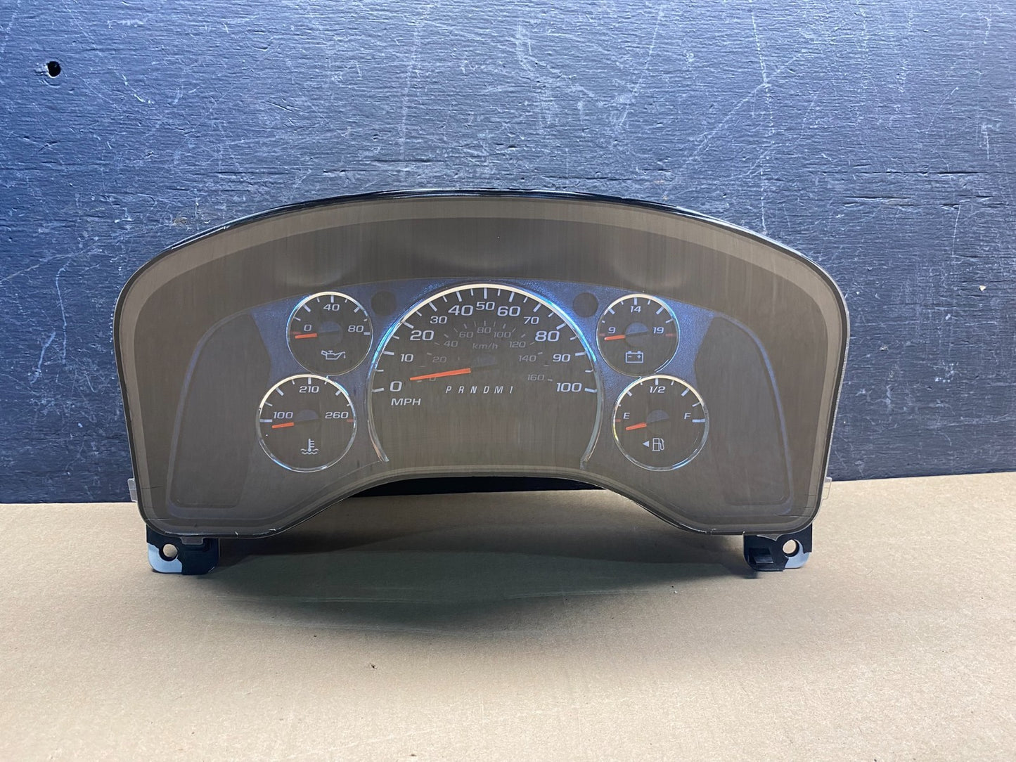 2013 to 2017 Chevrolet Express Speedometer Cluster Gauge AG7452 DG0