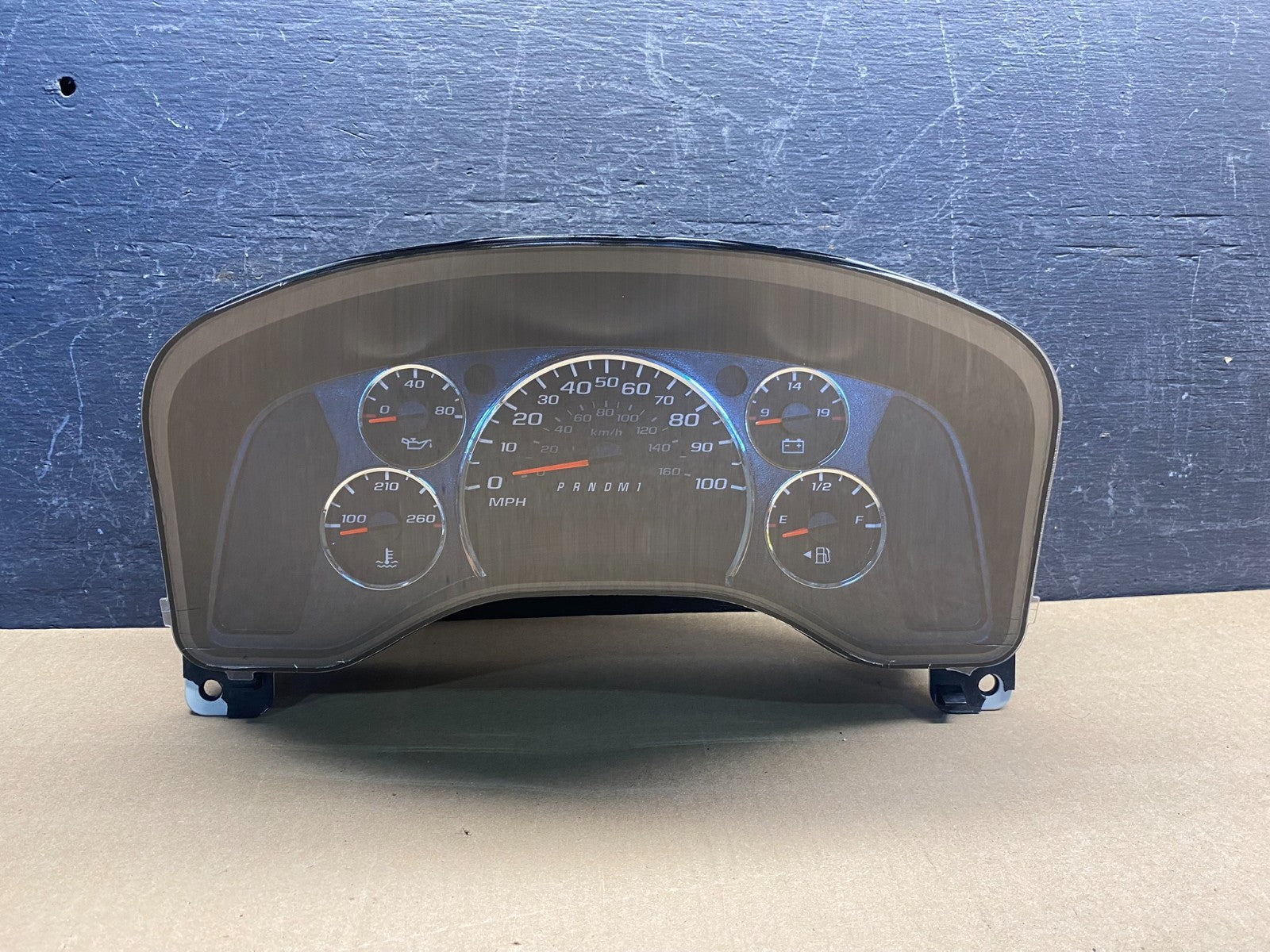 2013 to 2017 Chevrolet Express Speedometer Cluster Gauge AG7452 DG0