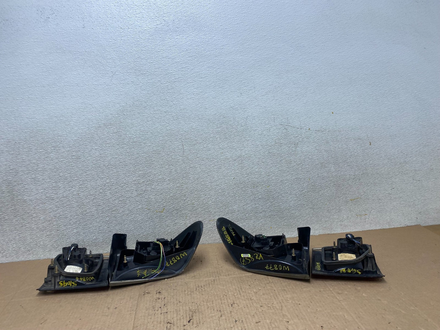 1994 to 1998 Saab 900 & Turbo Left+Right Side Tail Lights W0877 DW12