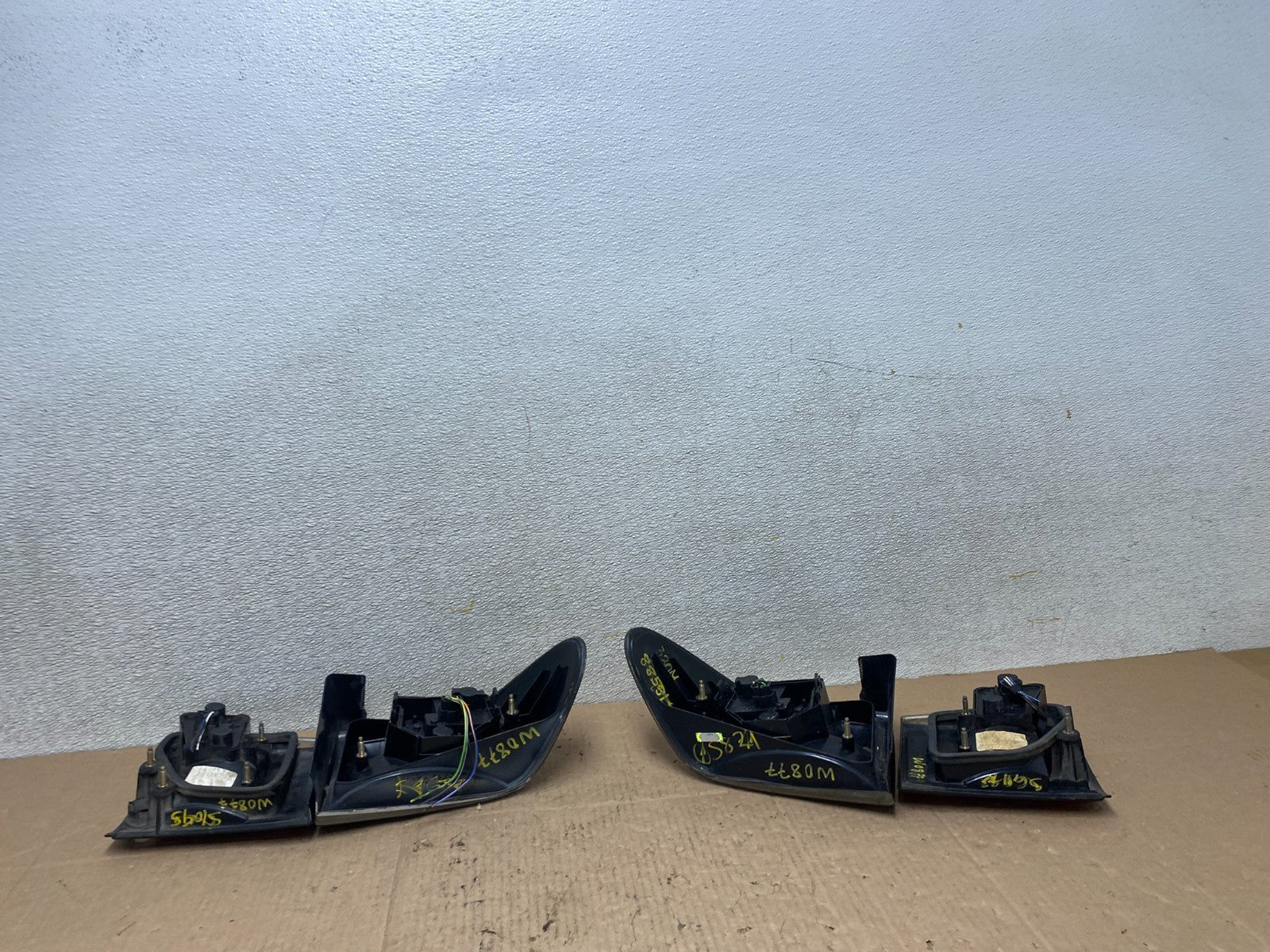 1994 to 1998 Saab 900 & Turbo Left+Right Side Tail Lights W0877 DW12