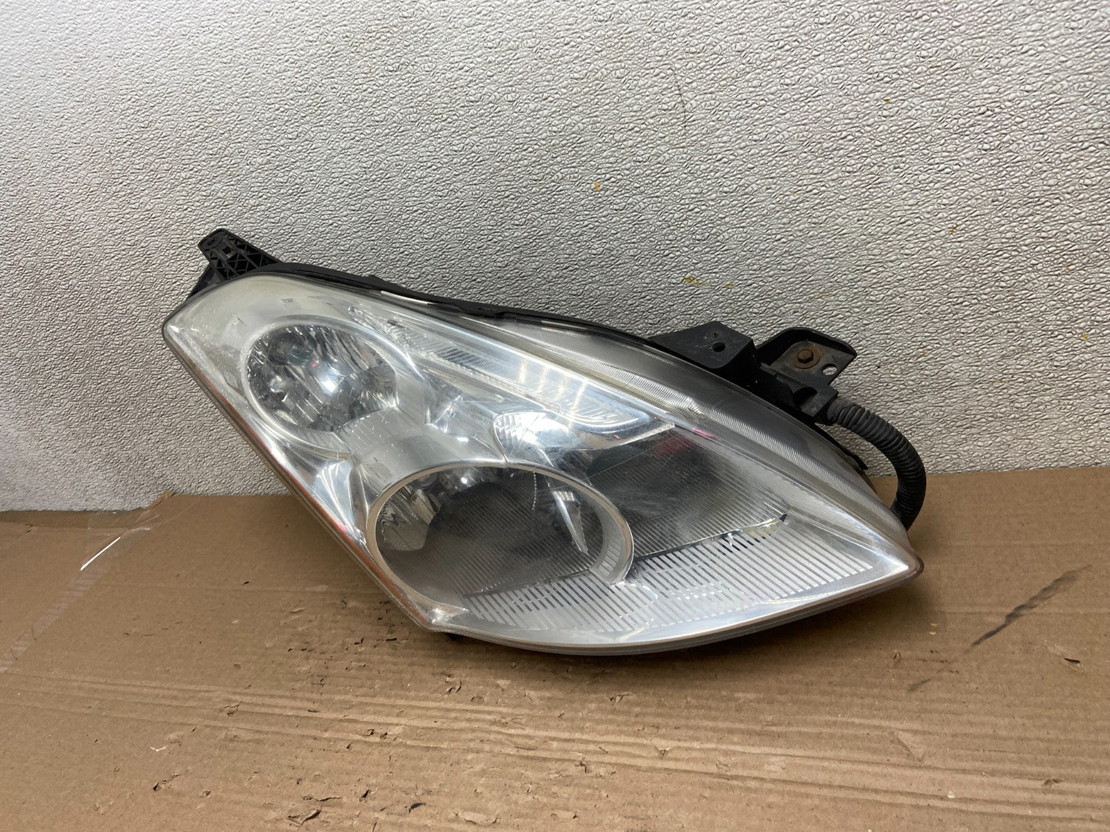 Sedan 2010 2011 2012 Nissan Altima Headlight Right Passenger Rh OEM AB1162 DW1