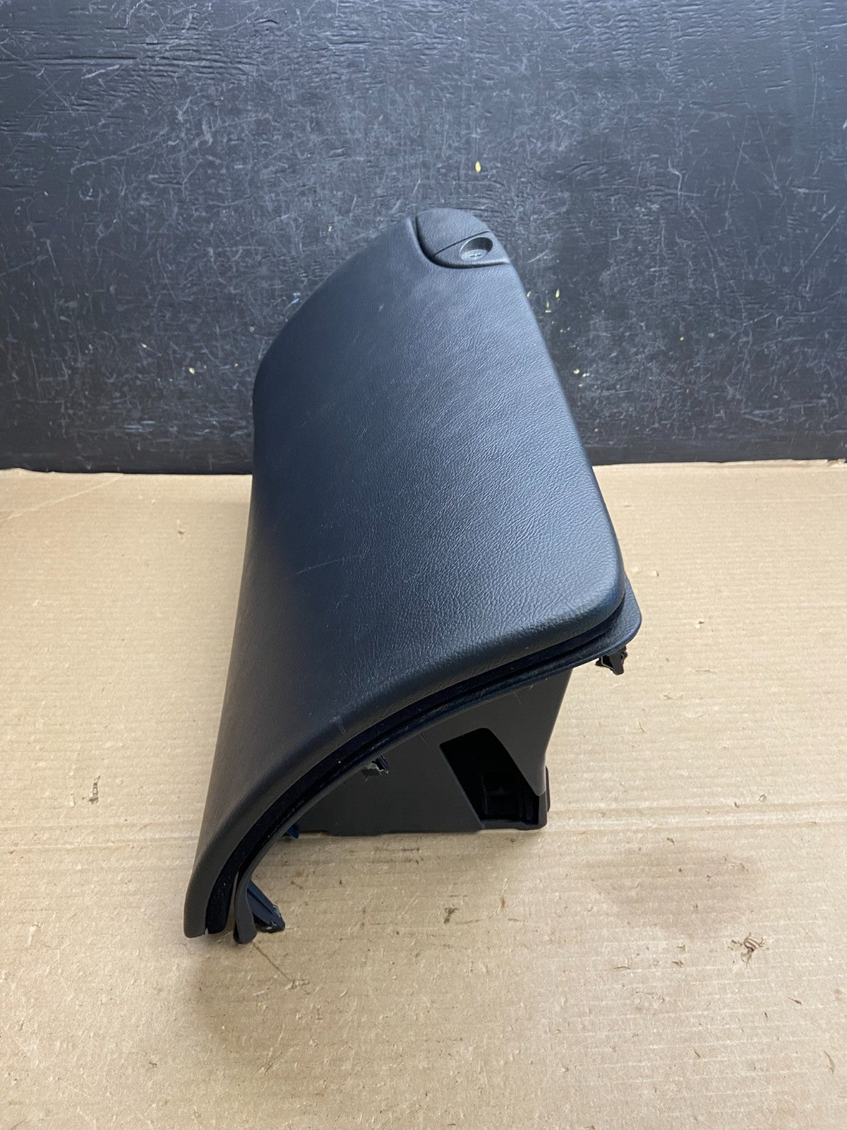 2008 to 2013 Hyundai Genesis Sedan Glove Box AH1592 PS2