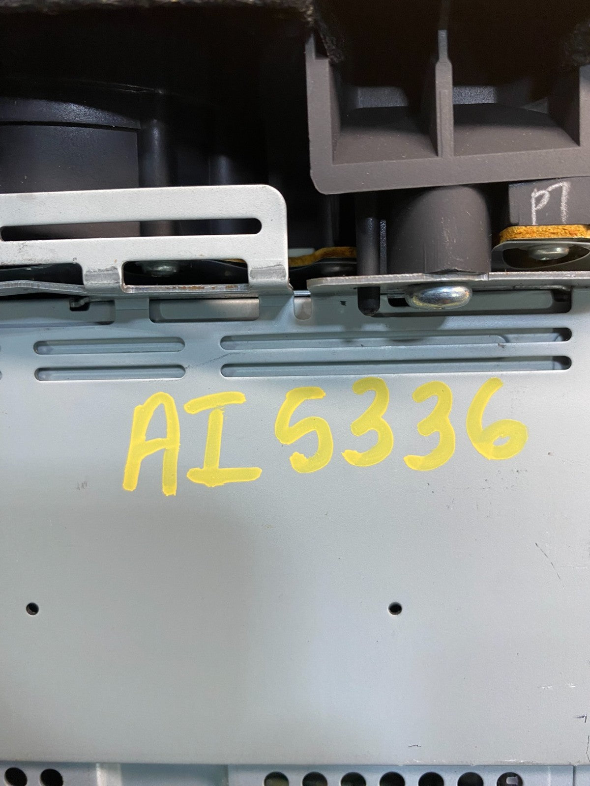 2010 to 2011 Mazda 3 Radio Cd Player BBM266AR0A AI5336 DW7