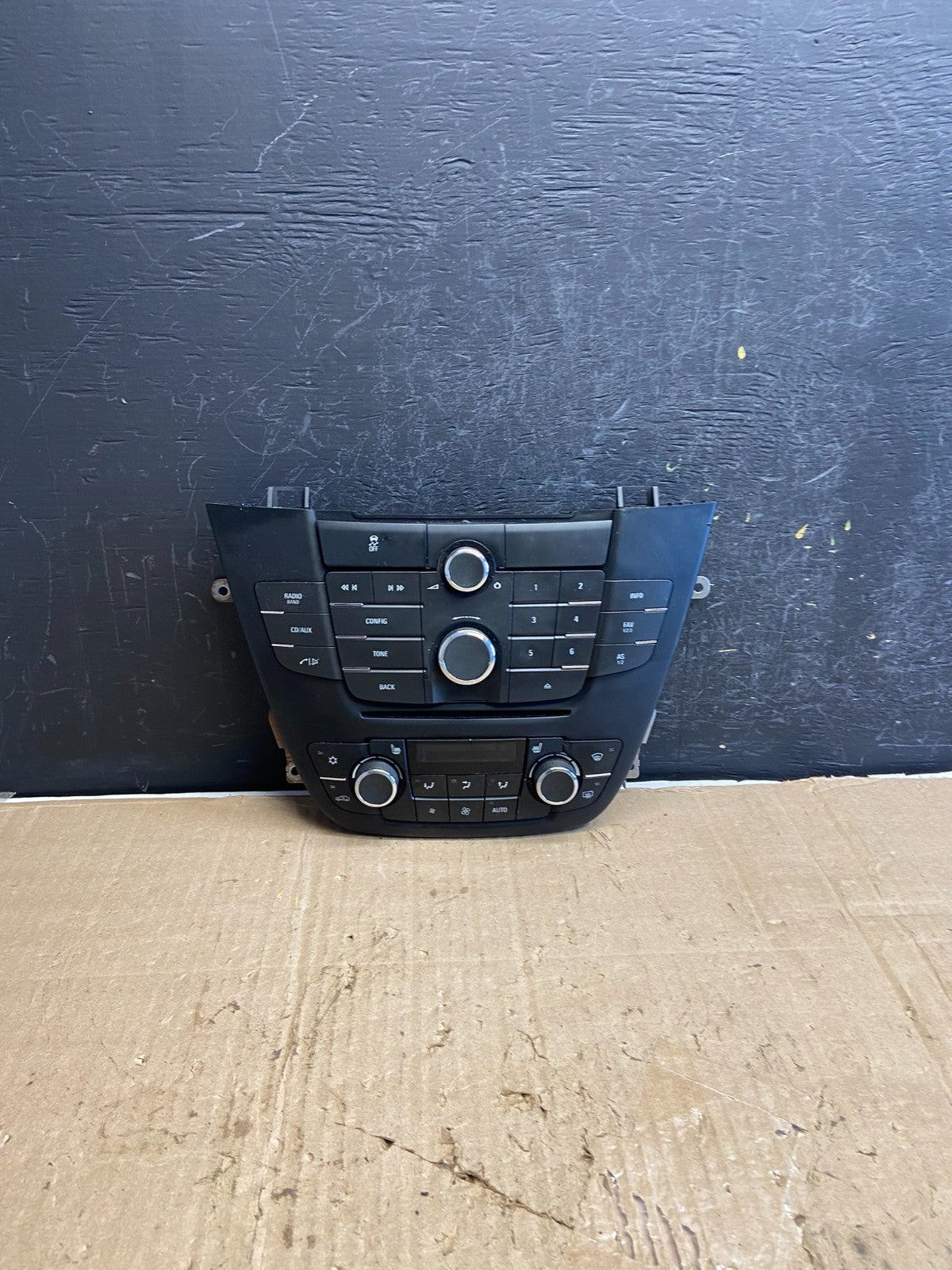 2011 to 2013 Buick Regal Radio AC Heater Temperature Climate Control AE2049 DG0