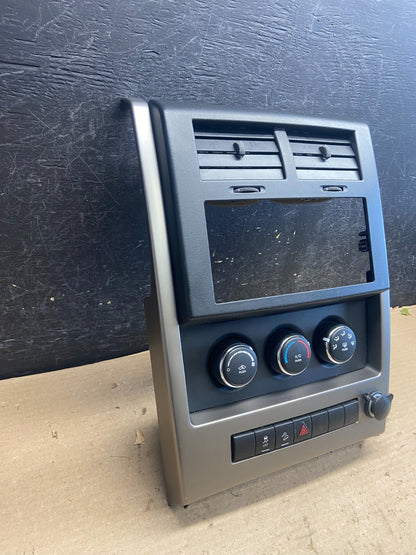 2008 to 2012 Jeep Liberty Dash Climate Temperature Control Radio Bezel AH5358 DG2