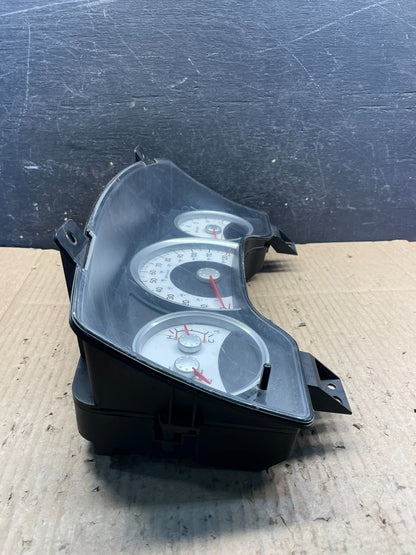 2005 Dodge Durango Speedometer Instrument Cluster Gauge OEM S2368 DG1