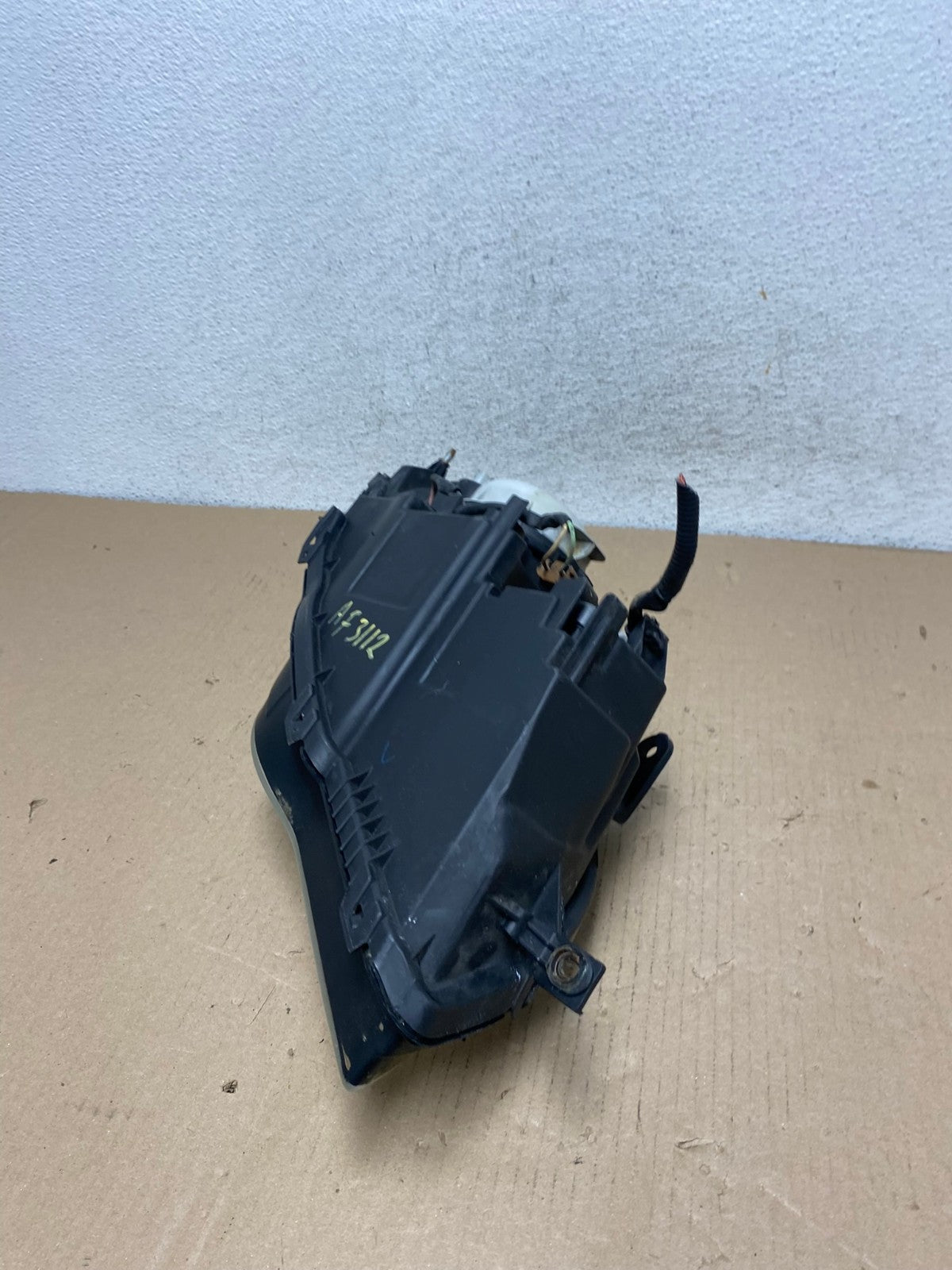 2006 to 2007 Subaru Legacy Left Driver LH Side Headlight AF3112 LK7