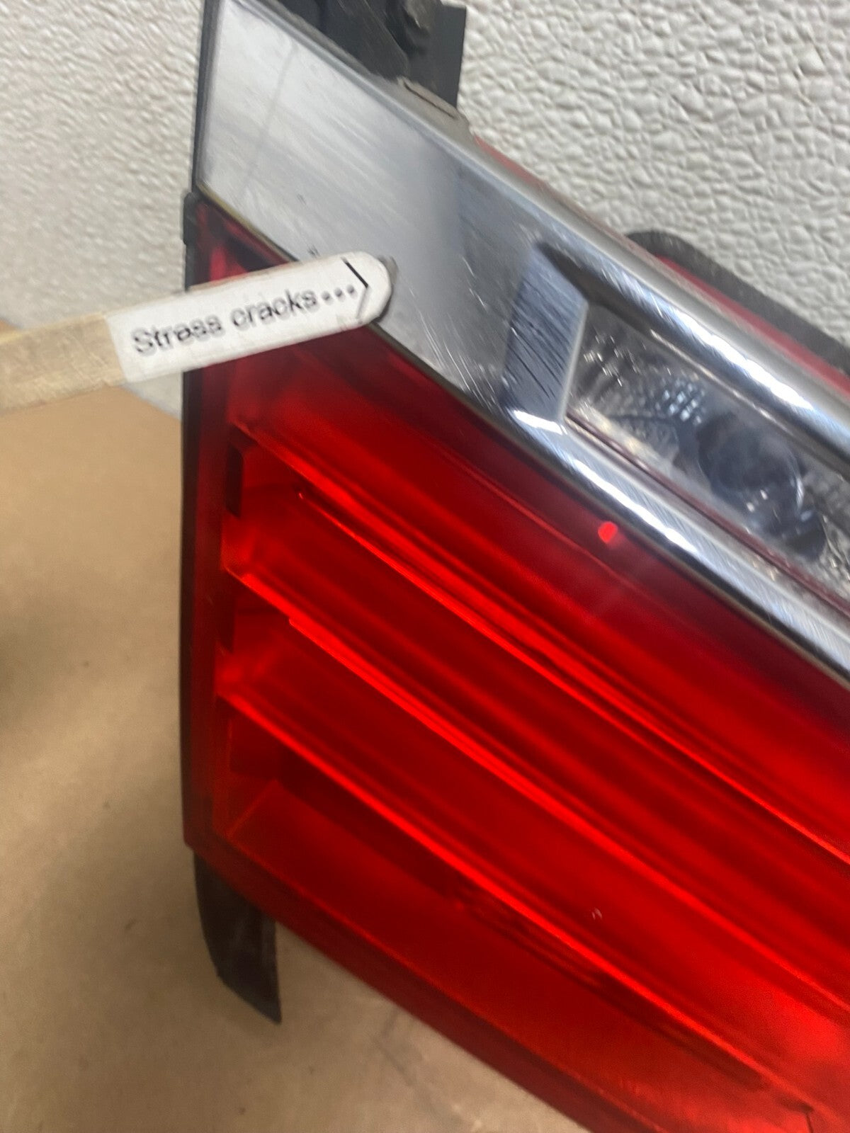 2009-2012 BMW 7-Series F01 F02 750i 750Li Left Driver Inner Tail Light M1940 DW4